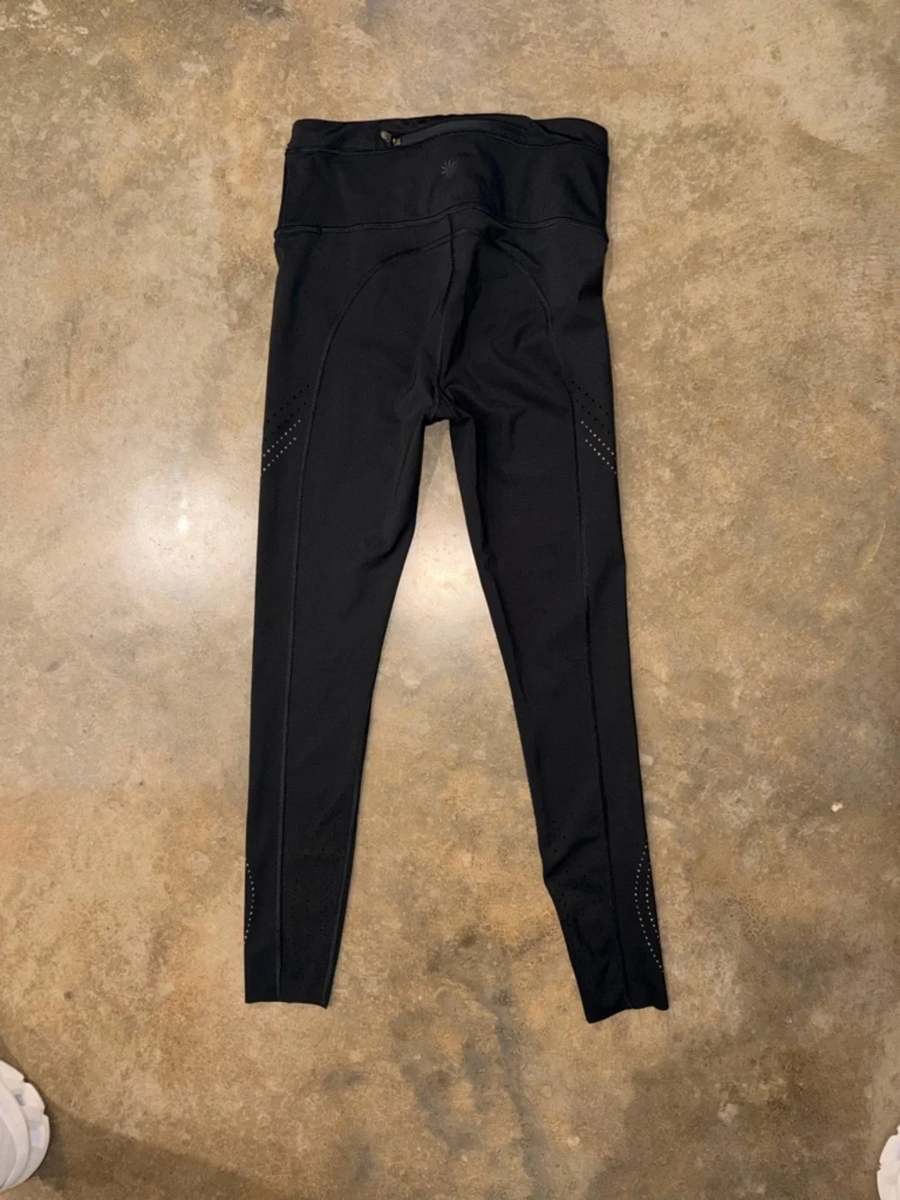Athleta Black Laser Cut 7/8 Leggings High Rise Athletic Tight - Size XS - Picture 3 of 13